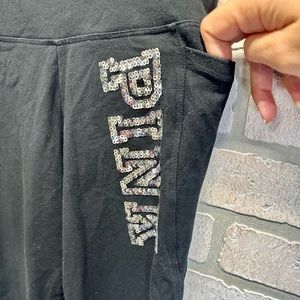 Black capris Victoria Secret leggings. Side pocket for phone or keys. Size Small